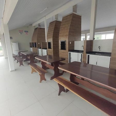 Apto Espetacular A 50 M Do Mar Em Condominio Com Piscinas Maravilhosas Guaratuba Exterior photo