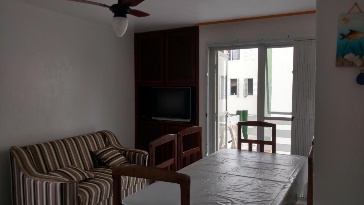 Apto Espetacular A 50 M Do Mar Em Condominio Com Piscinas Maravilhosas Guaratuba Exterior photo